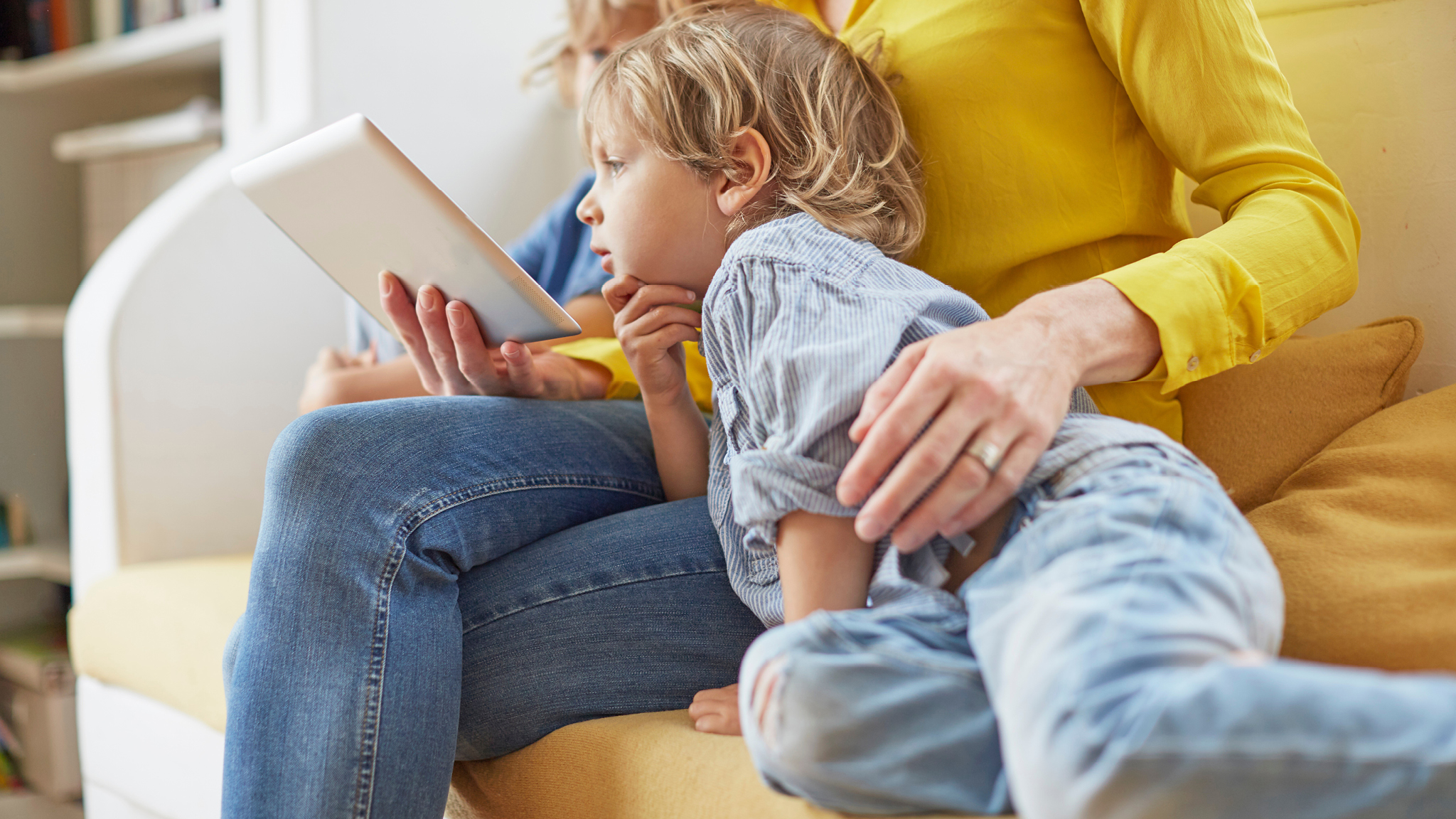 A los ninos les encanta usar Visualizer La aplicación Visualizer de Inca es una forma práctica y divertida para que tus hijos elijan su propia combinación de colores para su nuevo dormitorio cuando se muden.